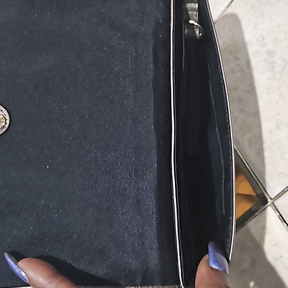 COACH Ashley Wristlet EUC - Picture 10 of 11